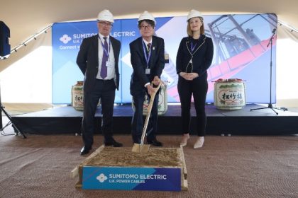 Sumitomo Electric inaugura fábrica de cables submarinos en Puerto de Nigg