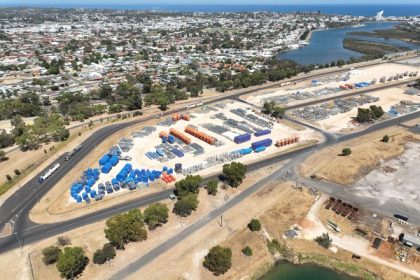 Australia: Puerto de Bunbury descarga 3.331 paquetes para proyecto de Kemerton