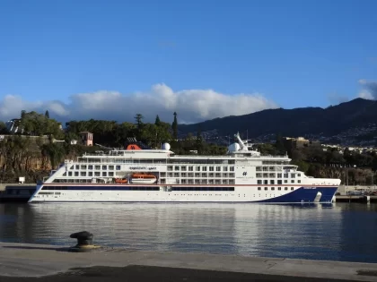 Hapag-Lloyd Cruises cancelaría crucero con itinerarios en la Antártida