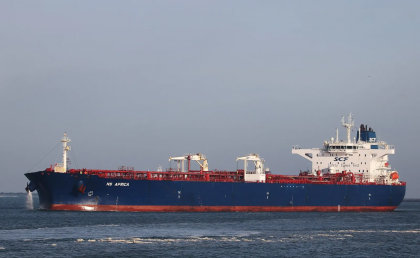 Buque de grupo naviero ruso rescata a tripulación de petrolero frente a la costa de Yemen