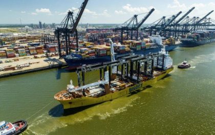 Port Houston celebra la llegada de seis grúas RTG híbridas-eléctricas