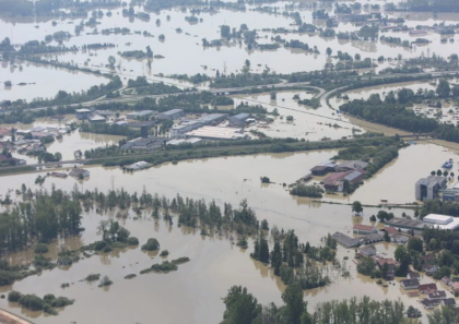 140 pasajeros son evacuados de crucero varado en río Danubio tras inundaciones en Alemania