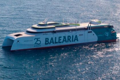 Transbordador de Baleària realiza primeras pruebas de navegación en Gijón