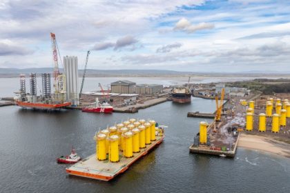 Puerto de Nigg completa primera fase de parque eólico marino Moray West