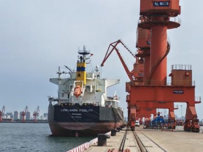 China: Puerto Yingkou aumenta uso de energía de tierra para buques