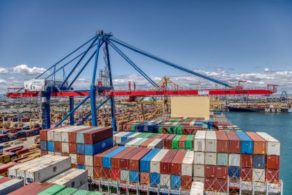 Valenciaport gana peso en Mar Rojo, el Báltico y Australia al manejar 2,7 millones de toneladas en el primer semestre