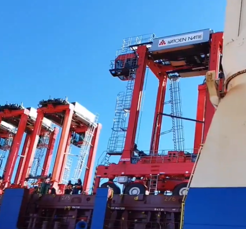 Uruguay: Arriban al Puerto de Montevideo 10 straddle carriers adquiridas por Katoen Natie