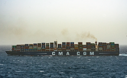 Buque de CMA CGM pierde 44 contenedores en el mar debido a tormenta en costa de Sudáfrica