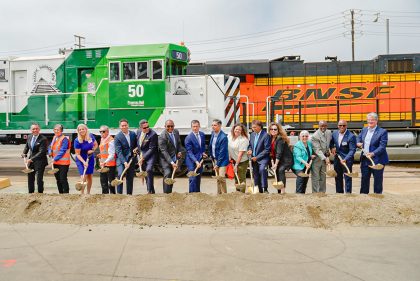 Estados Unidos: Inauguran obras para aumentar capacidad ferroviaria de carga en Puerto de Long Beach