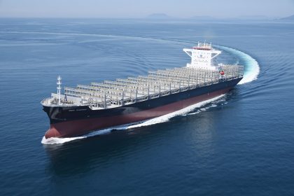 China: Entra en operación ruta marítima directa para transporte de contenedores Dalian-México