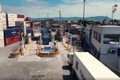 Inician operaciones nuevos escáneres en Terminal Portuario de Guayaquil