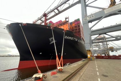 Damietta Express hace primera escala en Rotterdam World Gateway