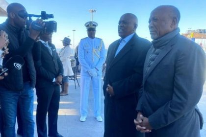 Presidentes de Namibia y Botswana visitan Puerto de Walvis Bay