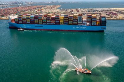 EEUU: APM Terminals Los Angeles es escenario de bautizo de nuevo portacontenedores de metanol de Maersk