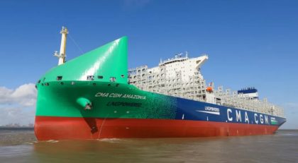 Hudong-Zhonghua entrega nuevo portacontenedores propulsado con GNL a naviera CMA CGM