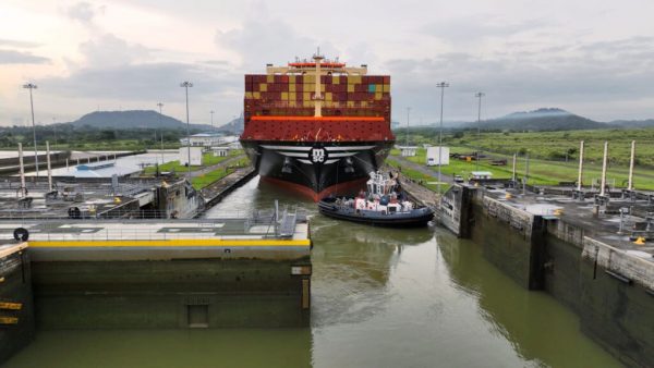 Canal de Panamá entrega aporte al tesoro público del país de 2.965 millones de dólares