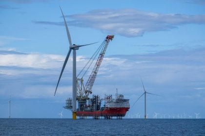 Ocean Winds UK alcanza la mitad de instalación de turbinas para parque eólico a través de Puerto de Nigg