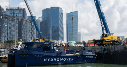 Comienzan pruebas del buque de carga eléctrico Hydromover de Singapur