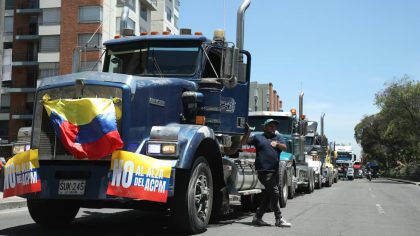 Colombia: Ministra de Transporte convoca a gremios para solucionar paro de camioneros