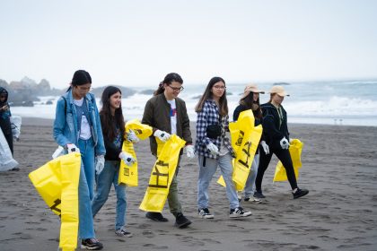 Puerto San Antonio se suma a Armada de Chile para conmemorar Día Internacional de Limpieza de Playas