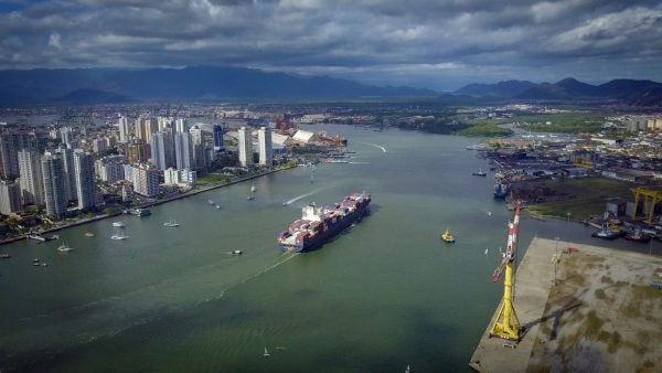 Porto de Santos quebra novo recorde de movimentação de cargas