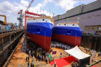 Cochin Shipyard Limited celebra botadura de dos buques de corta distancia