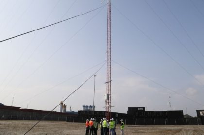 Benín: Puerto de Cotonou instala torre de medición para sondear opción de instalación eólica