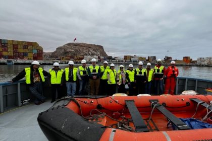 Puerto Arica organiza seminario para transportistas bolivianos