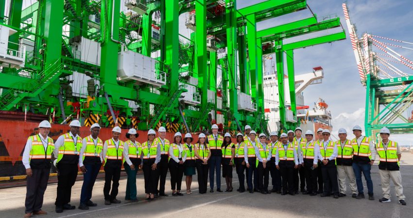 gruas colon container terminal