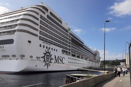 MSC Poesia marca hito en Puerto de Kristiansand