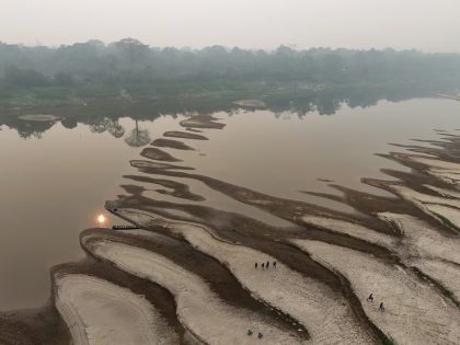 Sequía en Brasil detiene transporte de granos por el río Madeira