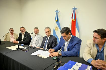 Argentina: Gobierno de Entre Ríos firma acuerdo con empresa que invertirá USD 12 millones en Puerto de Ibicuy