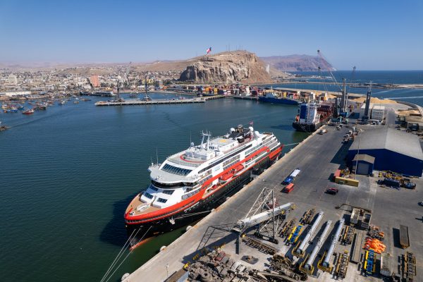 Puerto de Arica recibe segundo crucero de temporada 2024-2025