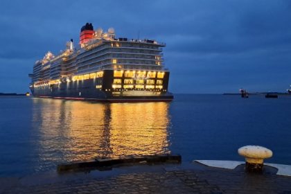 Cherbourg Cruise recibe recalada inaugural de nuevo buque de Cunard