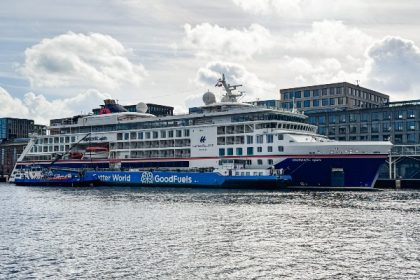 Hapag-Lloyd Cruises amplía políticas de sostenibilidad en Ámsterdam y Hamburgo