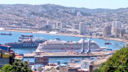 Tercera nave de Viking Cruises arriba al Terminal Portuario Valparaíso