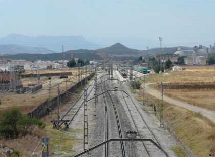 España: Invertirán USD 29 millones para ampliar desvíos ferroviarios en dos estaciones de línea Córdoba Mercancías - Los Prados