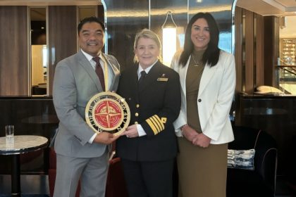 Nuevo buque de Cunard arriba a PortMiami por primera vez