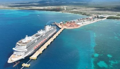 Crucero de Holland America es el primero en llegar a Port Cabo Rojo en 2025