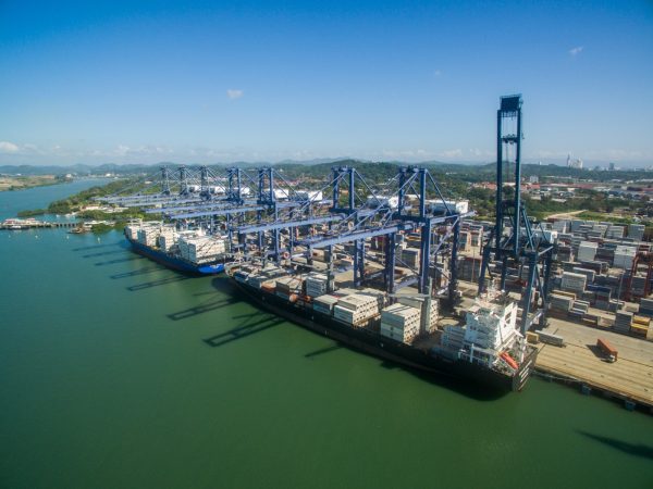 China adoptará medidas para proteger intereses de sus empresas tras anulación de concesión portuaria a Panama Ports Company