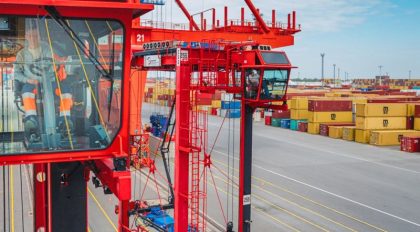 Eurogate Container Terminal Hamburg invierte en 15 straddle carriers híbridos