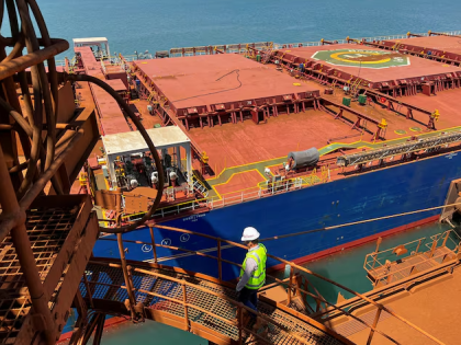 Rio Tinto registra envíos de mineral de hierro más bajos desde 2019