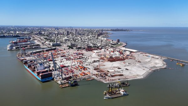 Retoman obras de ampliación del Puerto de Montevideo