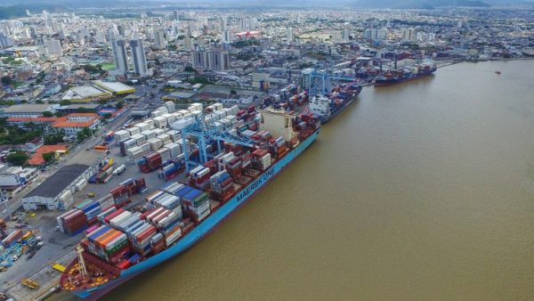Porto de Itajaí cresce em 8 meses 127% acima do registrado em todo o ano passado
