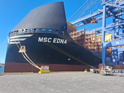 Puerto Coronel atiende escala inaugural de nuevo portacontenedores de MSC