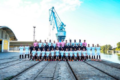 Puerto de Sevilla es elegido como escenario para fotografía oficial del Sevilla FC