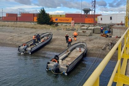 Epaustral hace simulacro de hombre al agua en Terminal José de los Santos Mardones