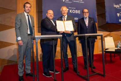 IAPH y CLIA acuerdan cooperar en sostenibilidad, energía en tierra y planificación portuaria preparada para el futuro