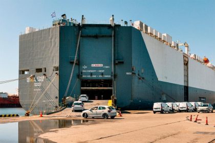 Port de Barcelona consolida movimiento de automóviles con incremento de 4,6% hasta octubre