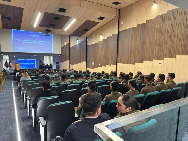 Aduana de Talcahuano analiza delitos de contrabando en encuentro macro zonal